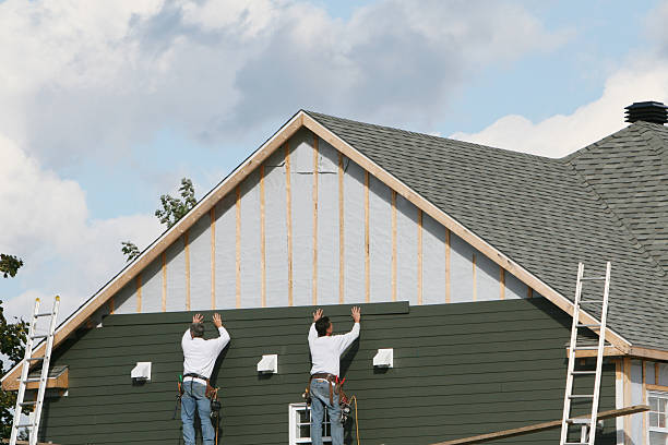 Professional Emergency Siding Repair technician working in Bedford, TX